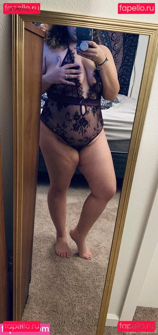 queenkenz28 Onlyfans Photo Gallery 