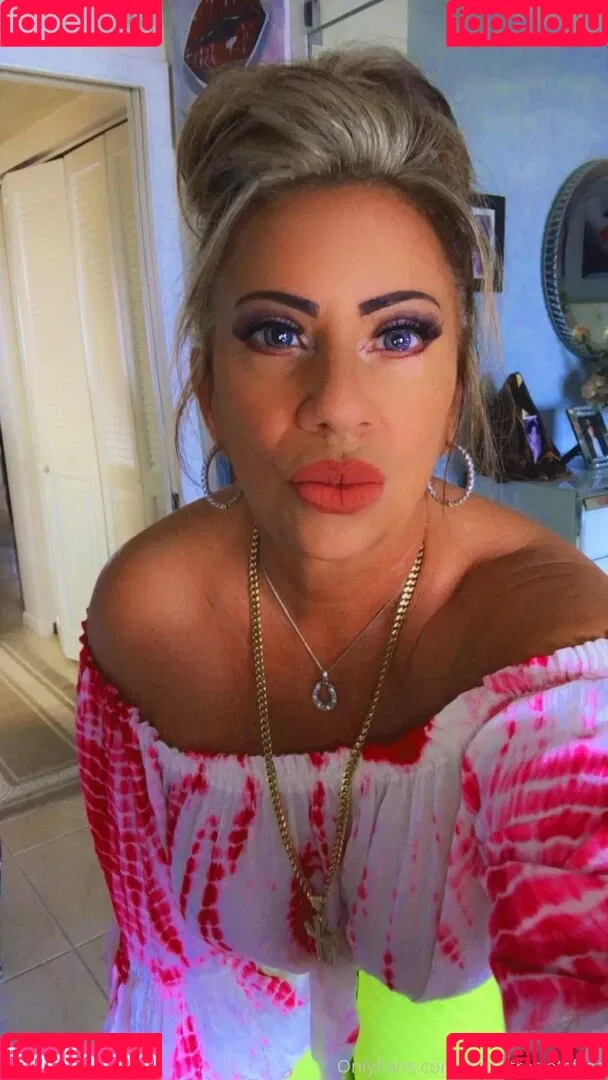 hottotrottotsfree Onlyfans Photo Gallery 