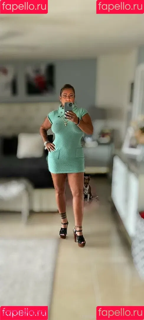 hottotrottotsfree Onlyfans Photo Gallery 