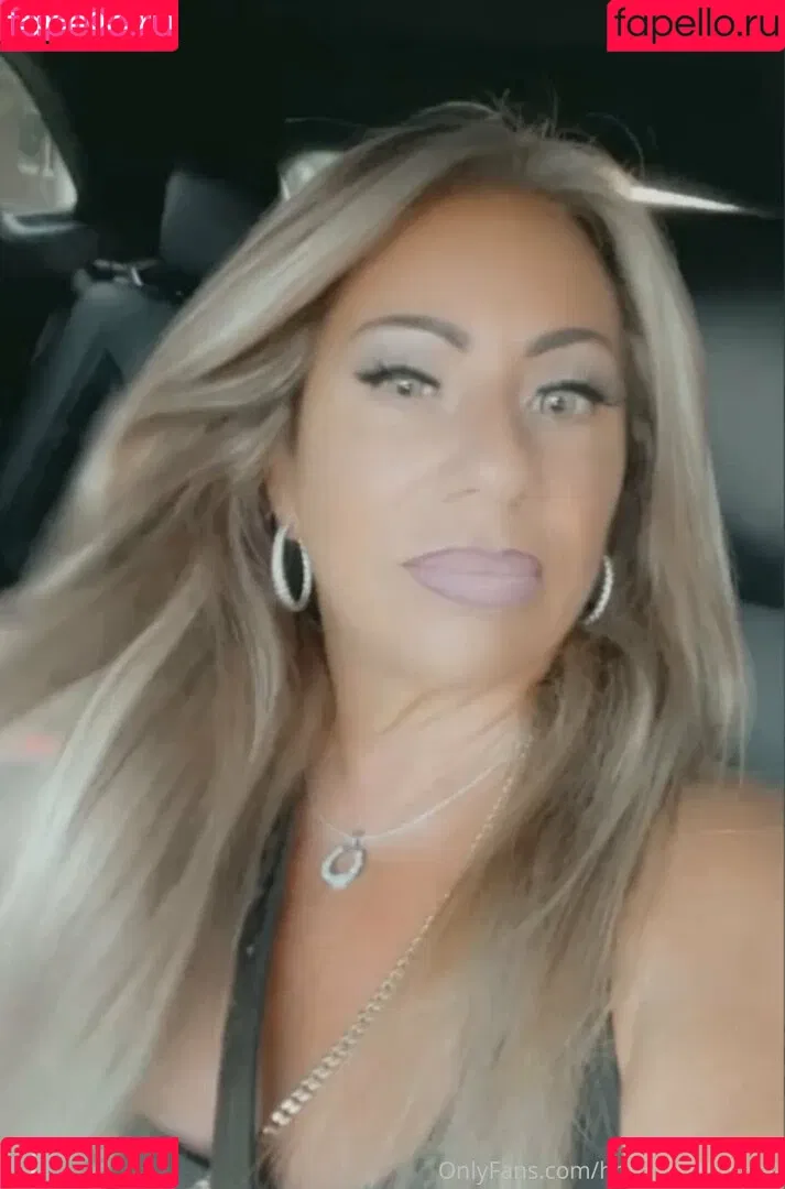 hottotrottotsfree Onlyfans Photo Gallery 