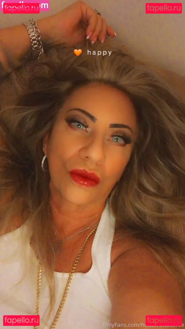 hottotrottotsfree Onlyfans Photo Gallery 