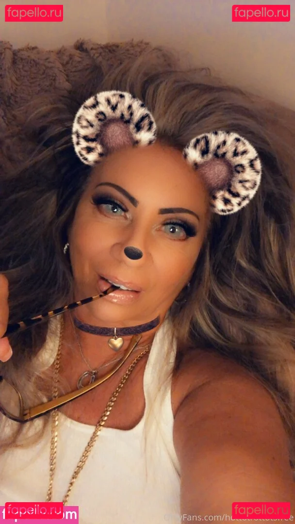 hottotrottotsfree Onlyfans Photo Gallery 