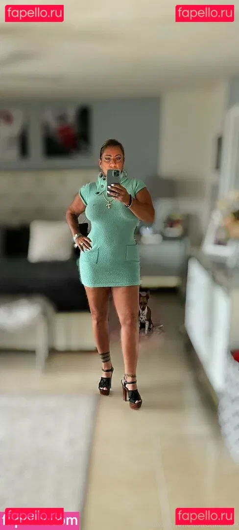 hottotrottotsfree Onlyfans Photo Gallery 