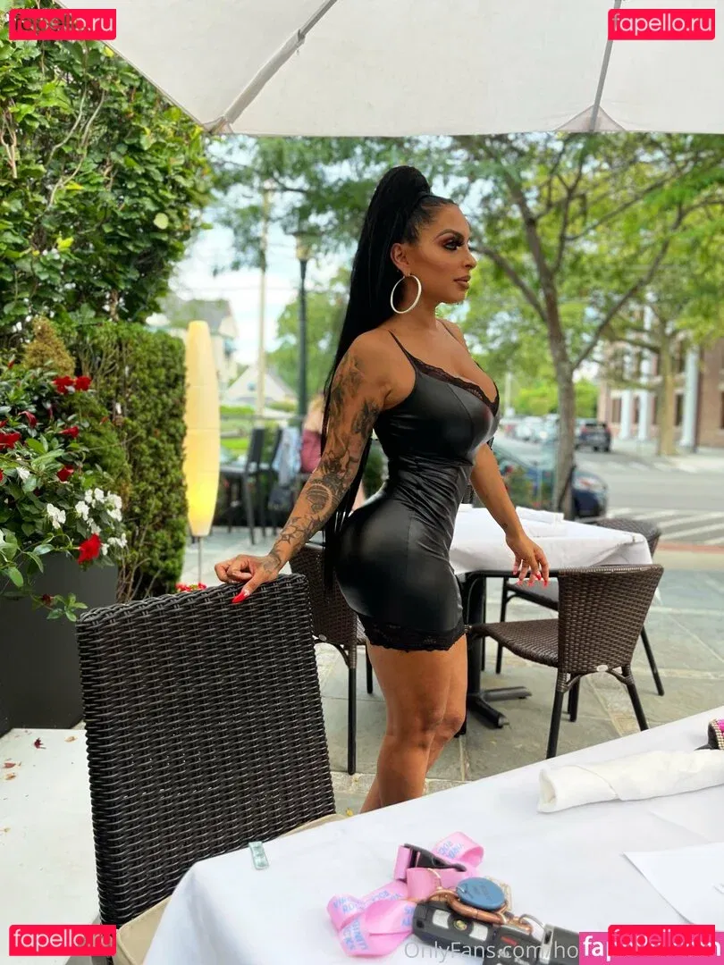 hottotrottotsfree Onlyfans Photo Gallery 