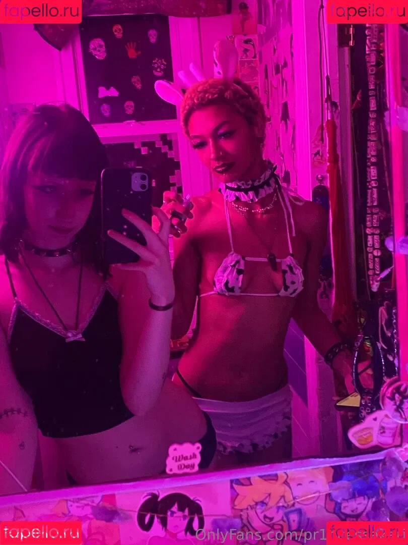 pr1ncessakari Onlyfans Photo Gallery 