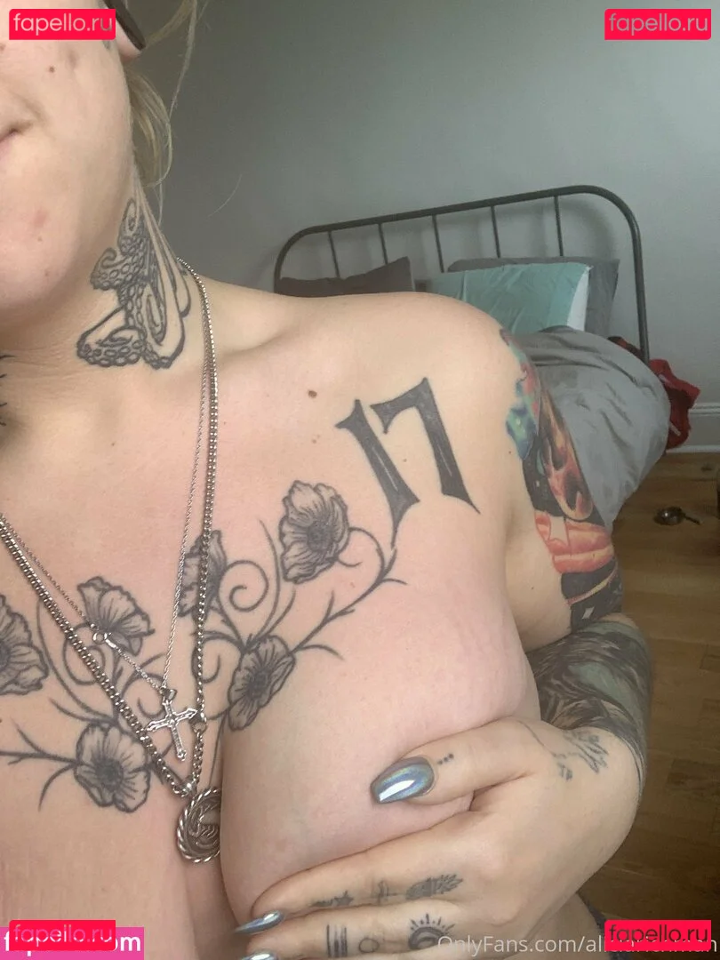 aliciaa.starchild Onlyfans Photo Gallery 