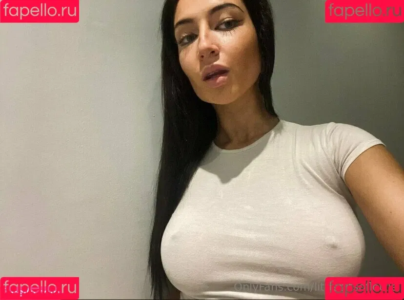 Charlotte Lion Onlyfans Photo Gallery 