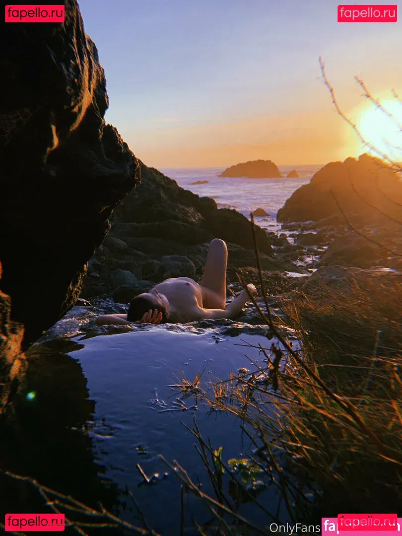 Laceeinla Onlyfans Photo Gallery 