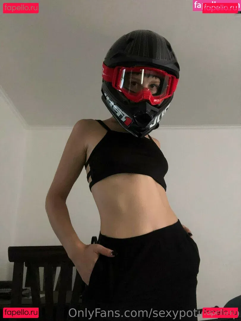 Valen VIP Onlyfans Photo Gallery 