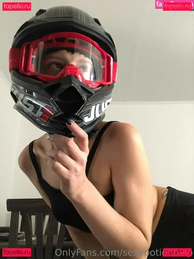 Valen VIP Onlyfans Photo Gallery 