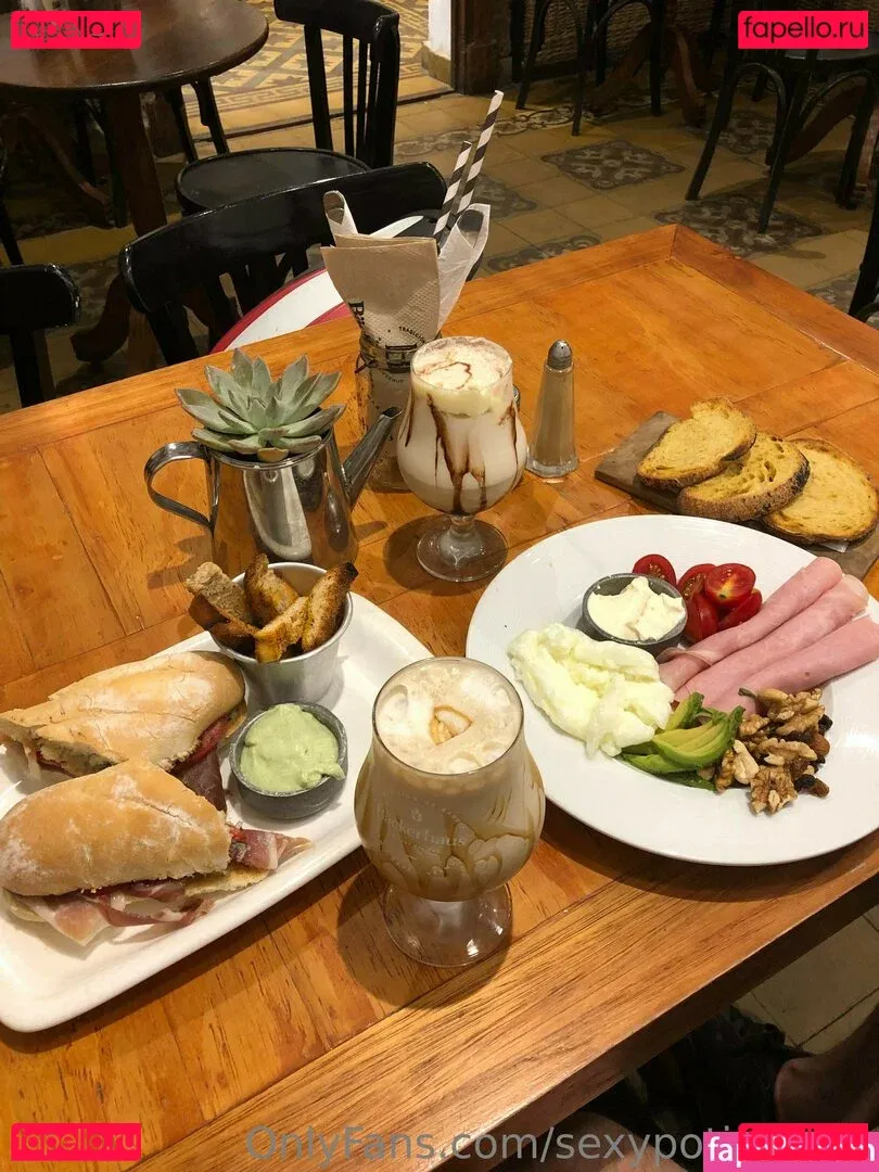 Valen VIP Onlyfans Photo Gallery 