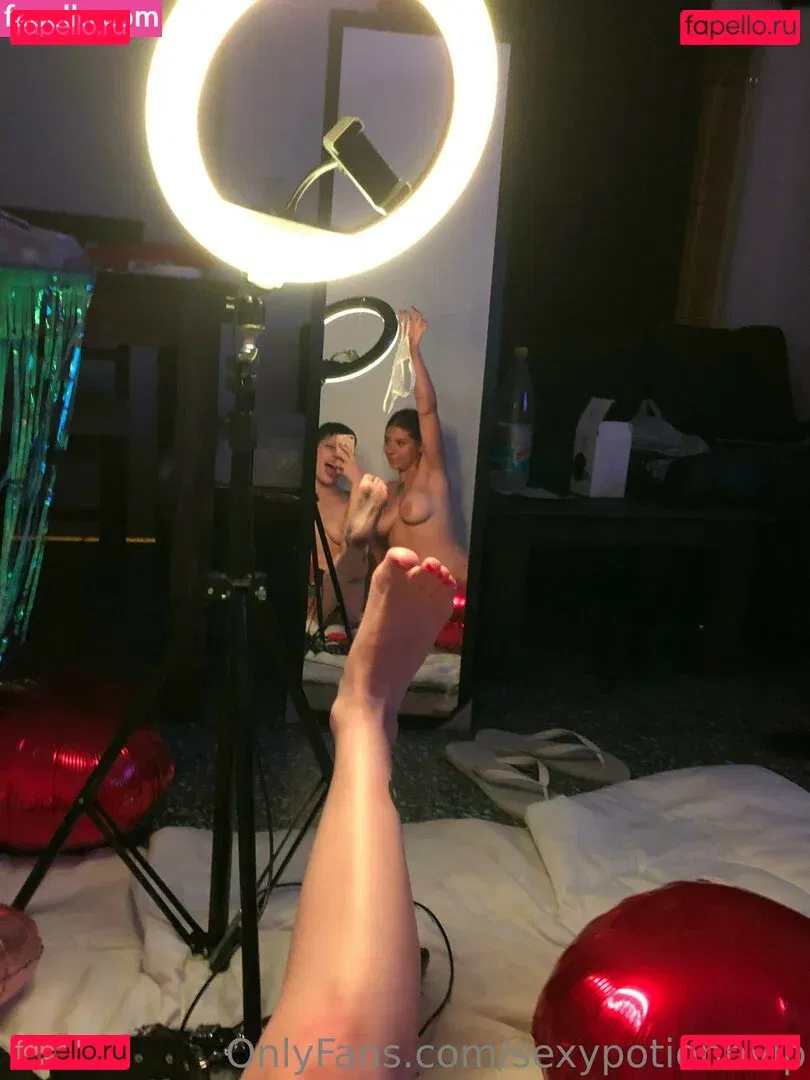 Valen VIP Onlyfans Photo Gallery 