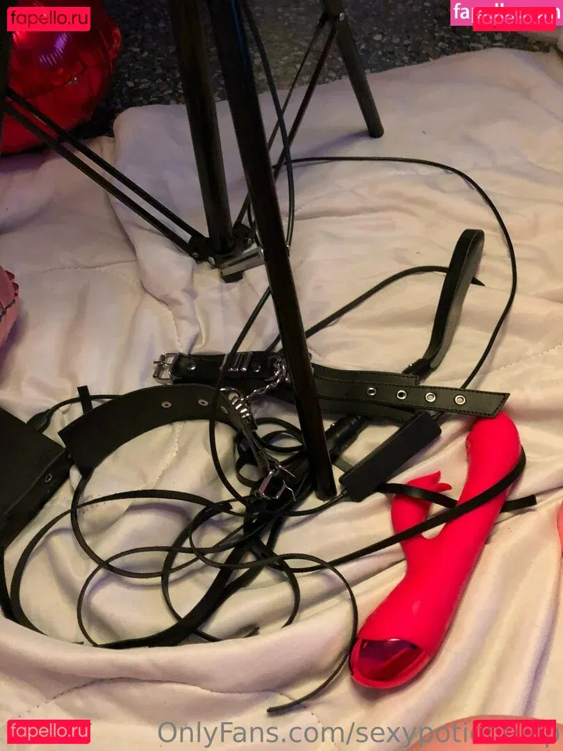 Valen VIP Onlyfans Photo Gallery 