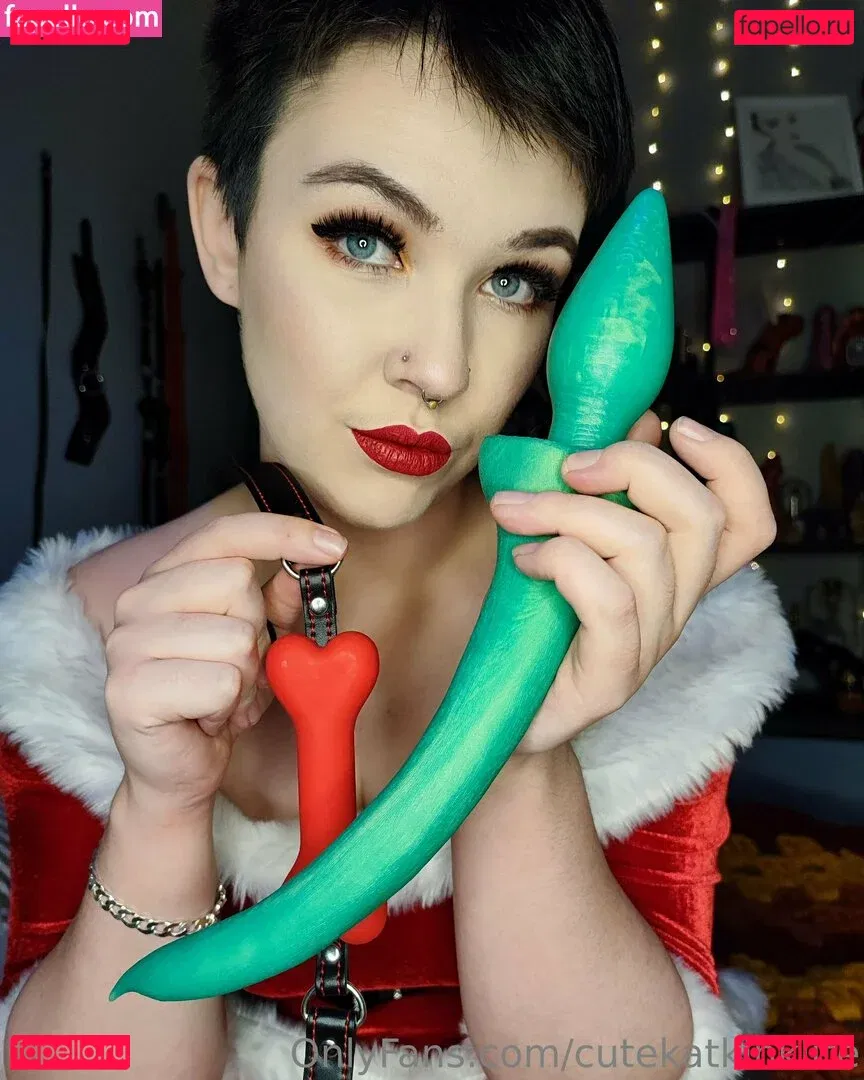 cutekatkinklite Onlyfans Photo Gallery 