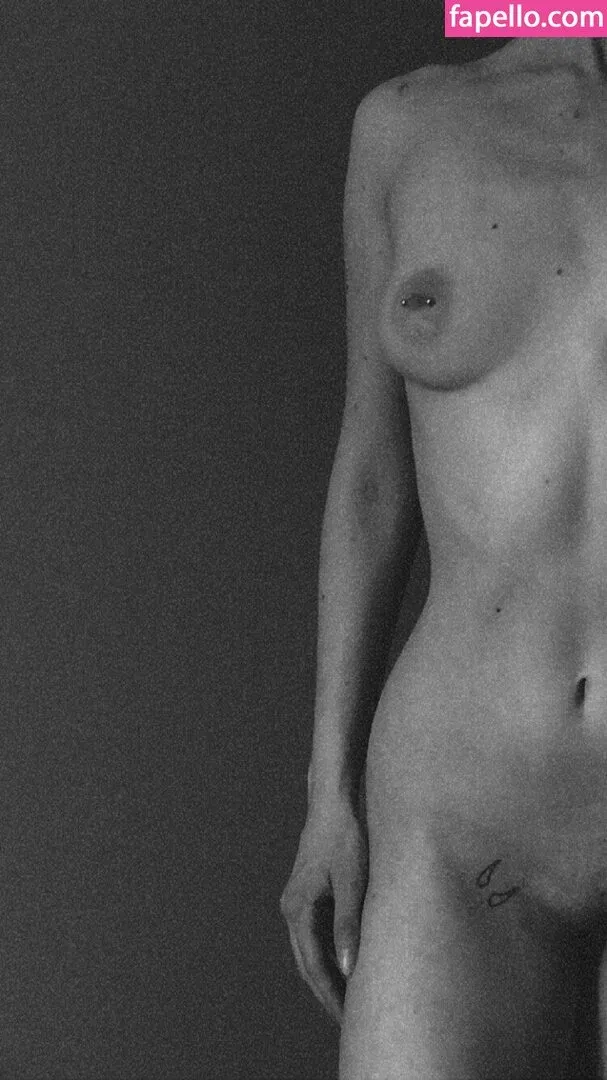 himykk Onlyfans Photo Gallery 