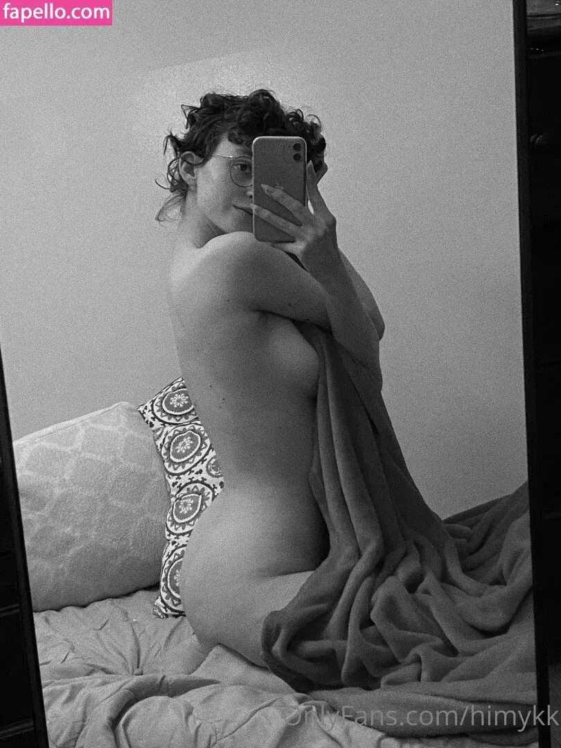 himykk Onlyfans Photo Gallery 