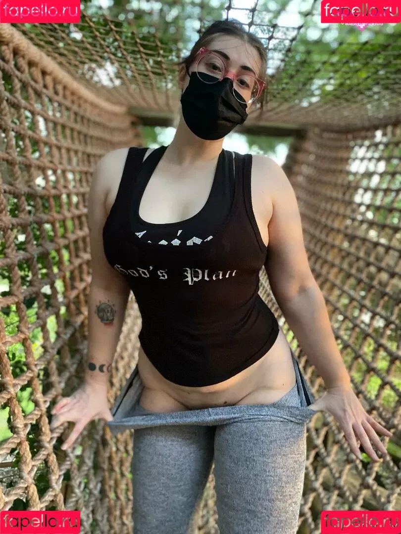 omankovivi Onlyfans Photo Gallery 