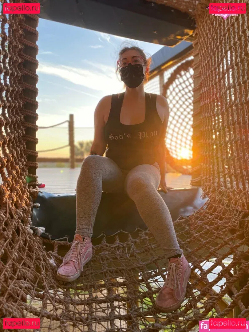 omankovivi Onlyfans Photo Gallery 