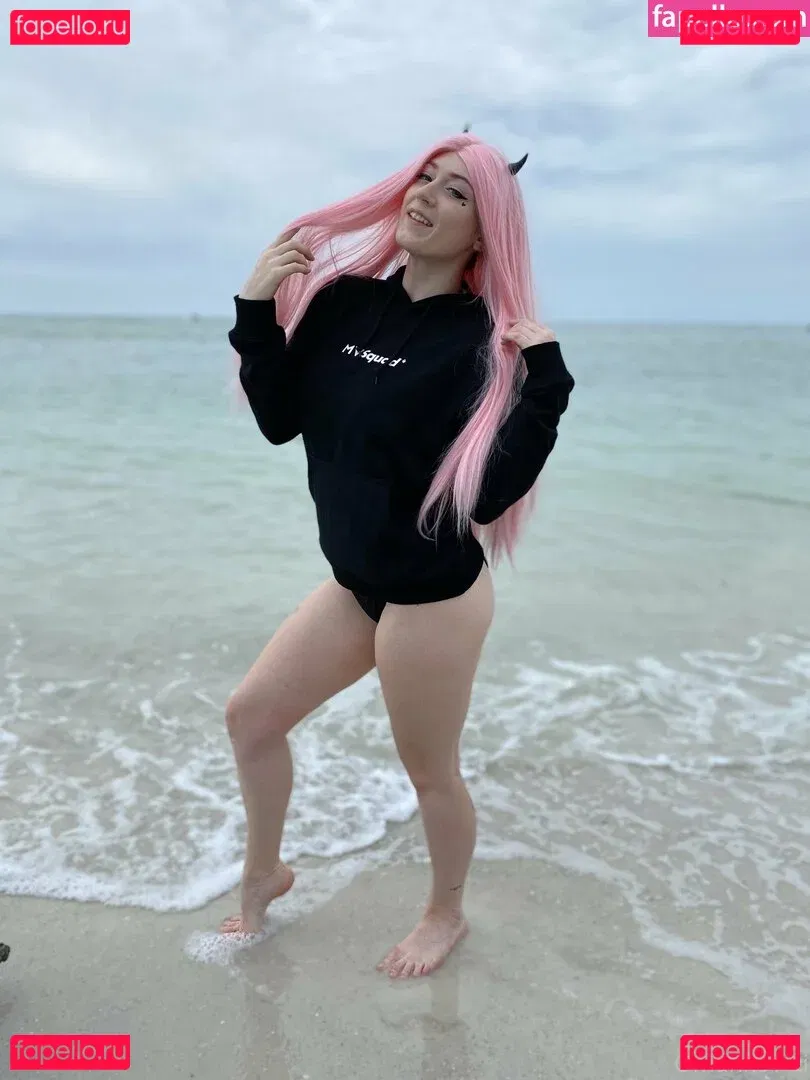 omankovivi Onlyfans Photo Gallery 