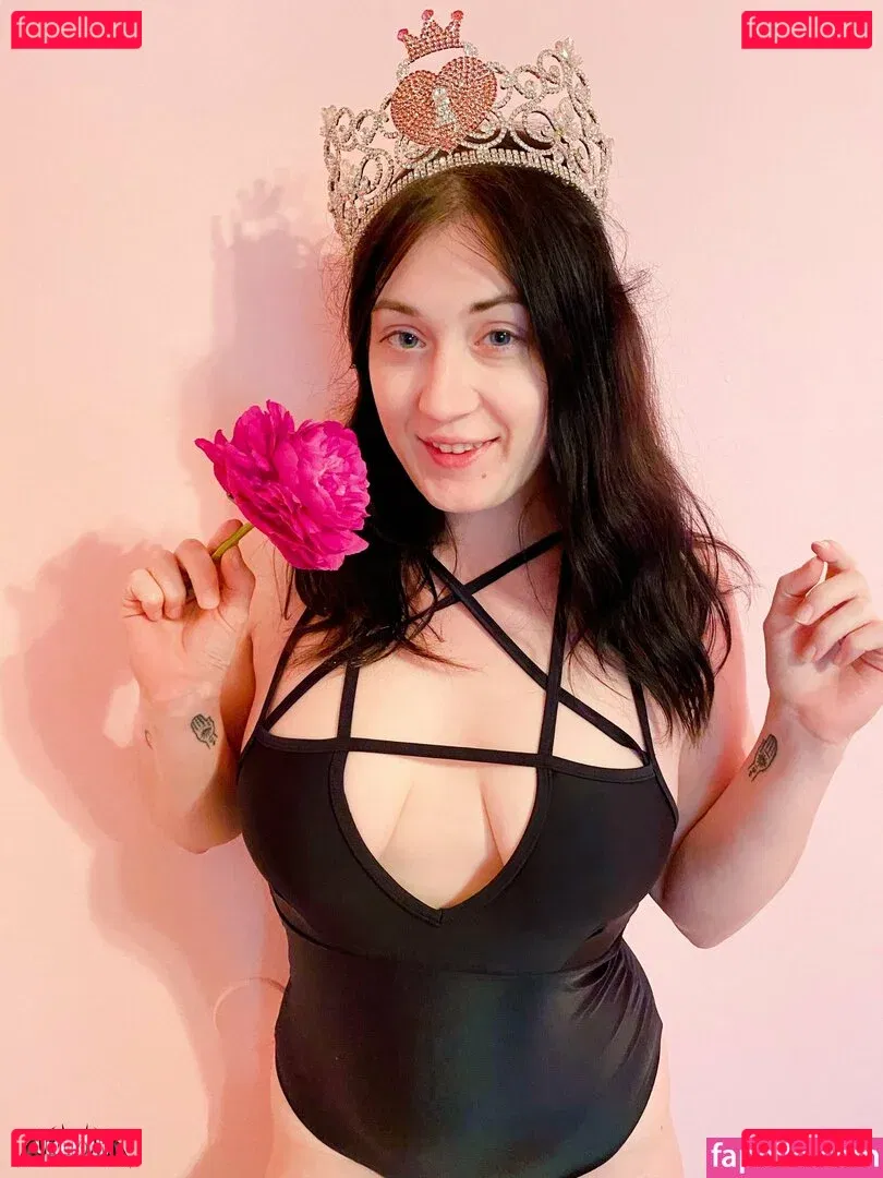 omankovivi Onlyfans Photo Gallery 