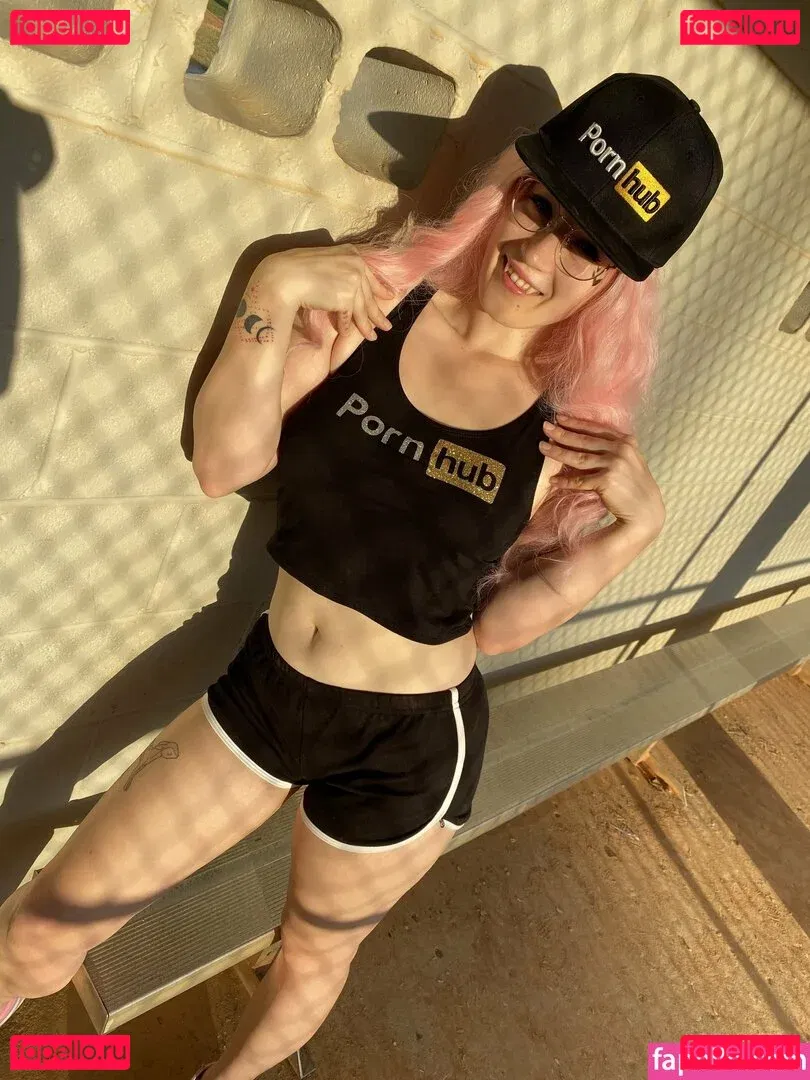 omankovivi Onlyfans Photo Gallery 