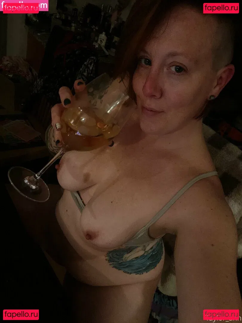 taylorann69 Onlyfans Photo Gallery 