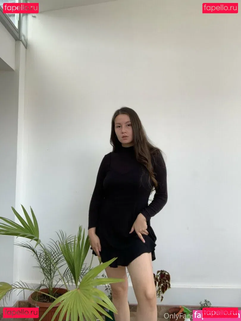 aprilsun Onlyfans Photo Gallery 