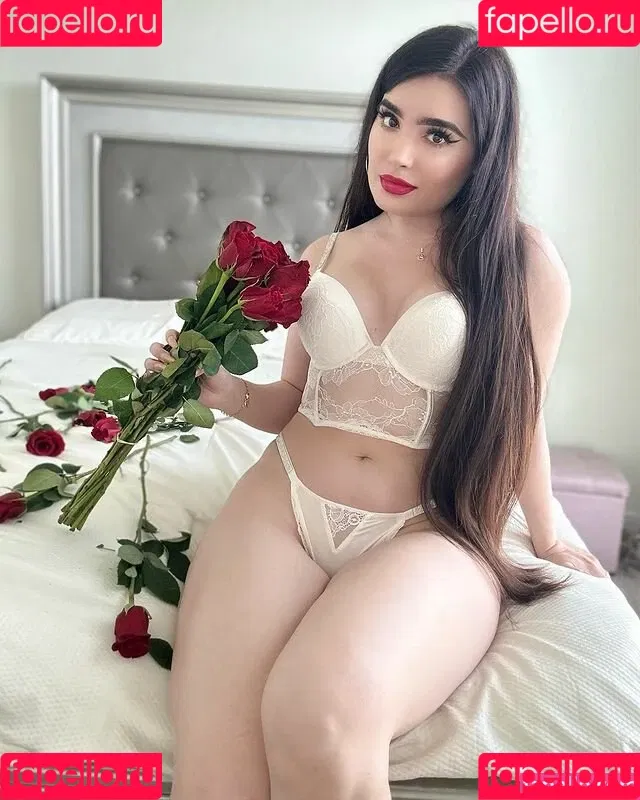 Yanet Gutierrez Onlyfans Photo Gallery 