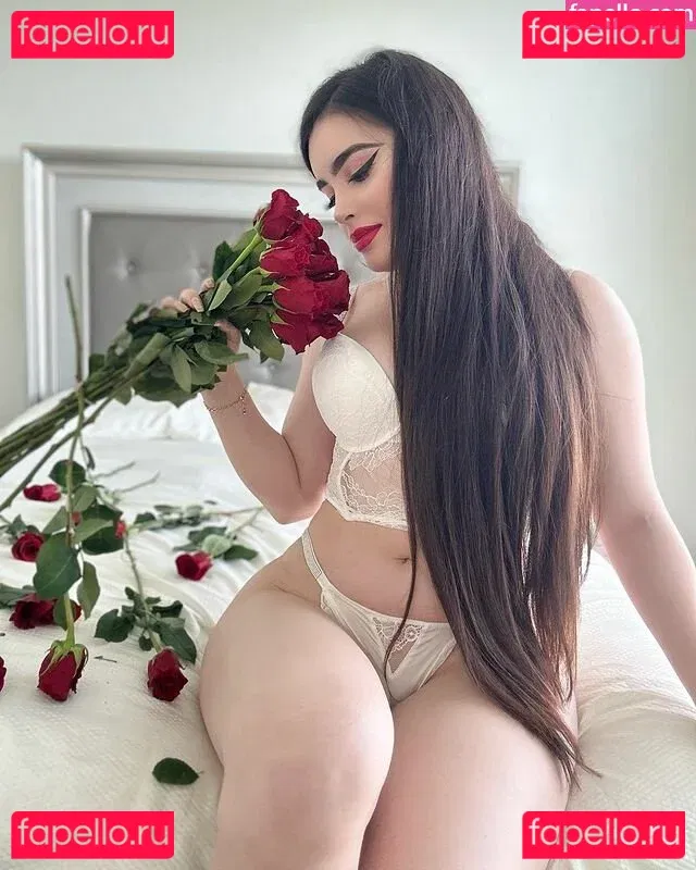 Yanet Gutierrez Onlyfans Photo Gallery 