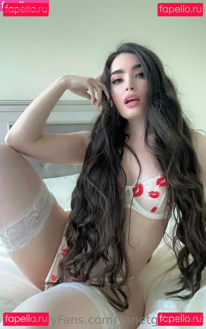 Yanet Gutierrez Onlyfans Photo Gallery 