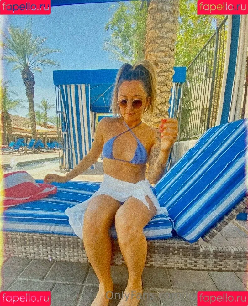 lolahale.xo Onlyfans Photo Gallery 