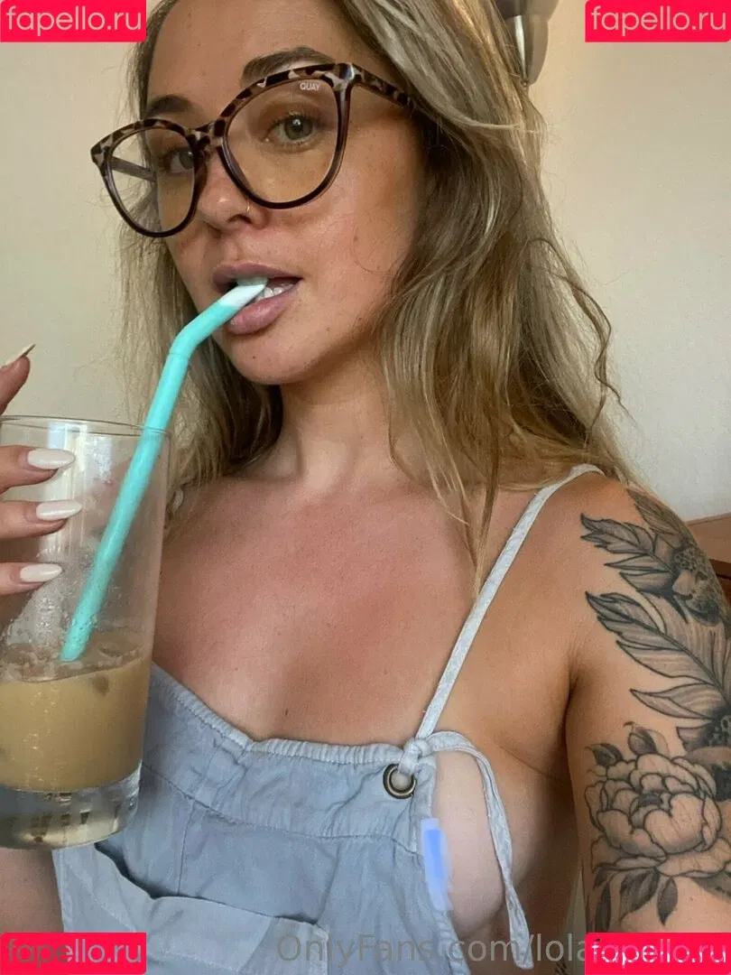 lolahale.xo Onlyfans Photo Gallery 