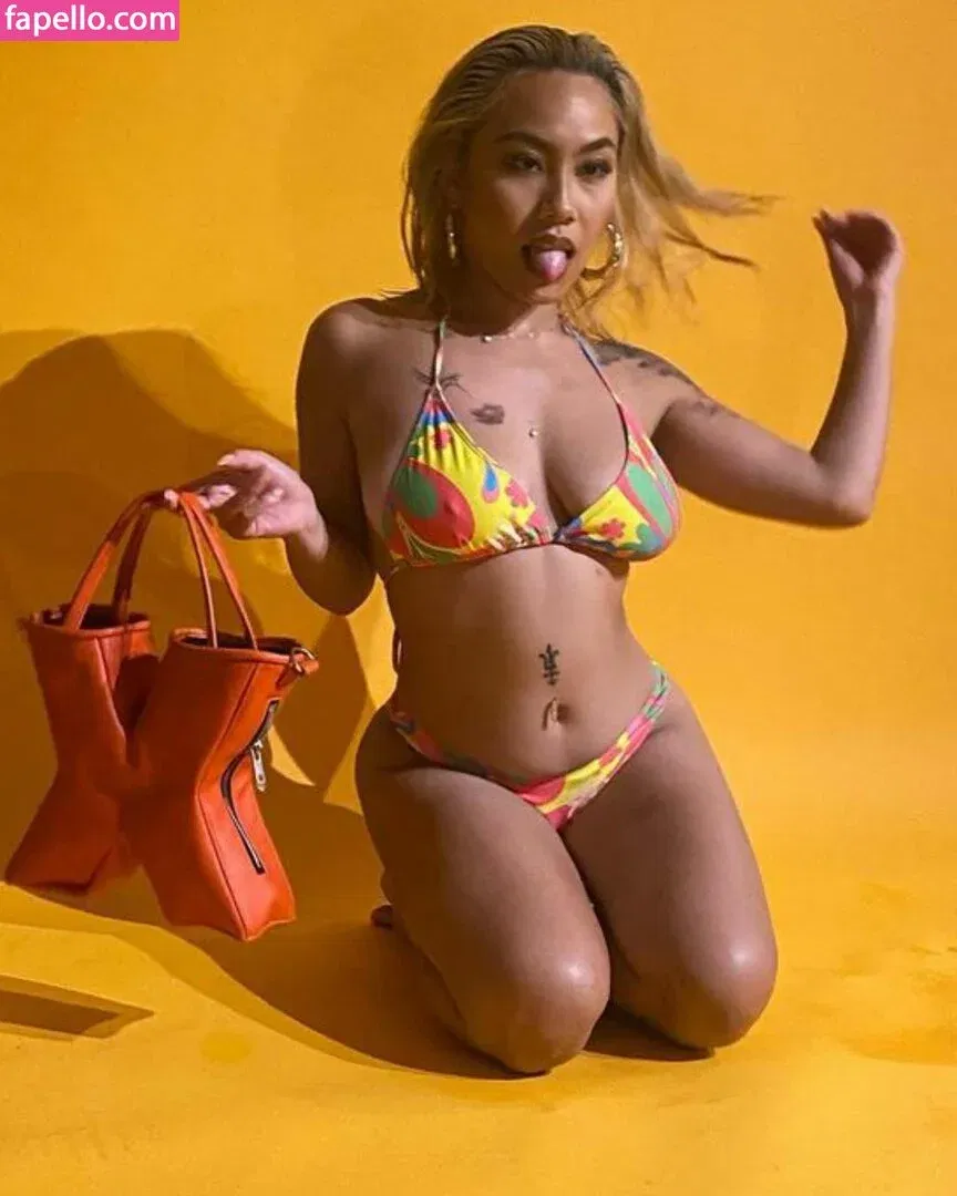 Victoria Kuang Onlyfans Photo Gallery 