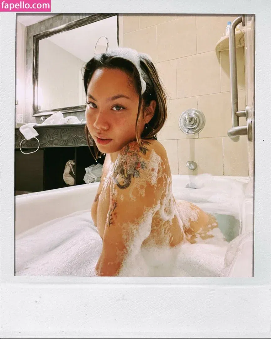 Victoria Kuang Onlyfans Photo Gallery 