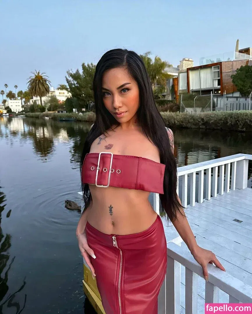 Victoria Kuang Onlyfans Photo Gallery 