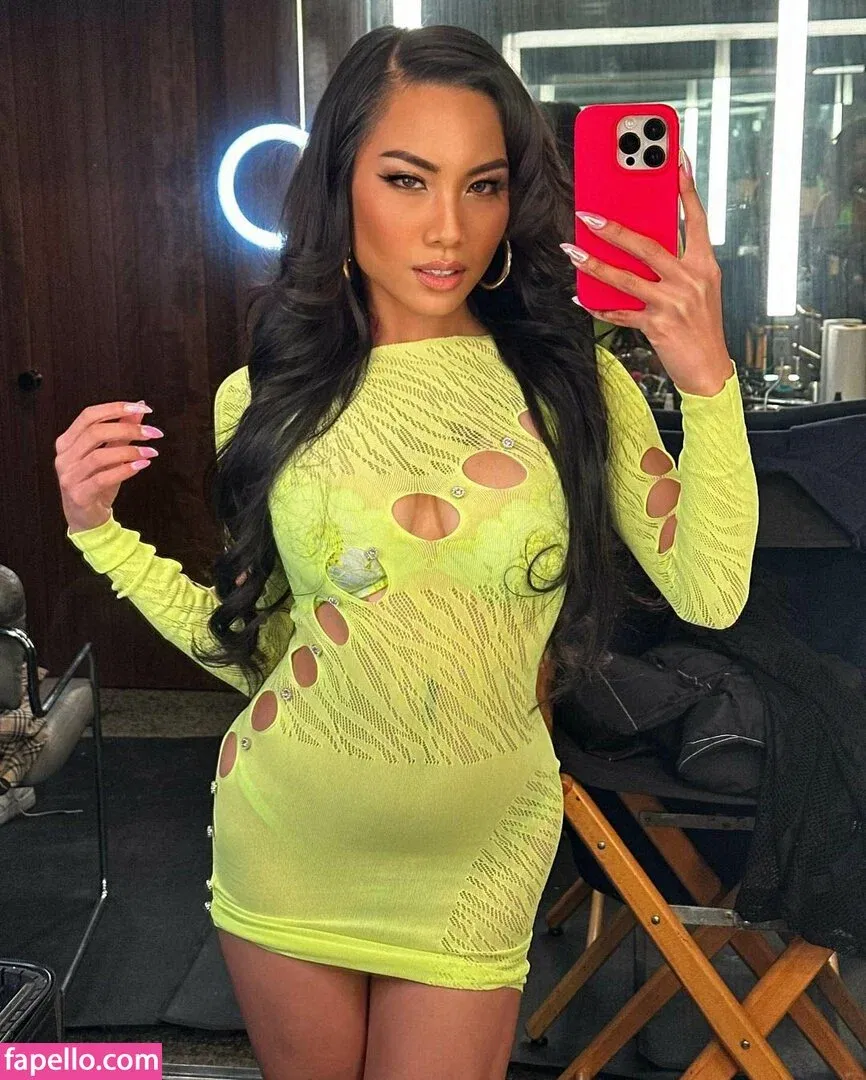 Victoria Kuang Onlyfans Photo Gallery 