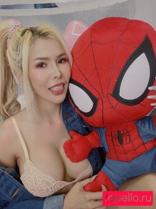 White Spa ASMR Onlyfans Photo Gallery 