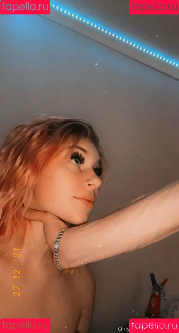 lilspicy21 Onlyfans Photo Gallery 