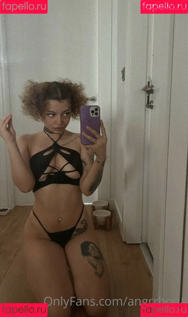 Miraiipek Onlyfans Photo Gallery 