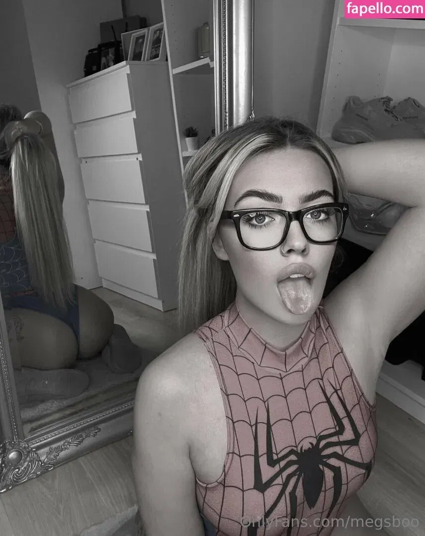 mikipuff Onlyfans Photo Gallery 