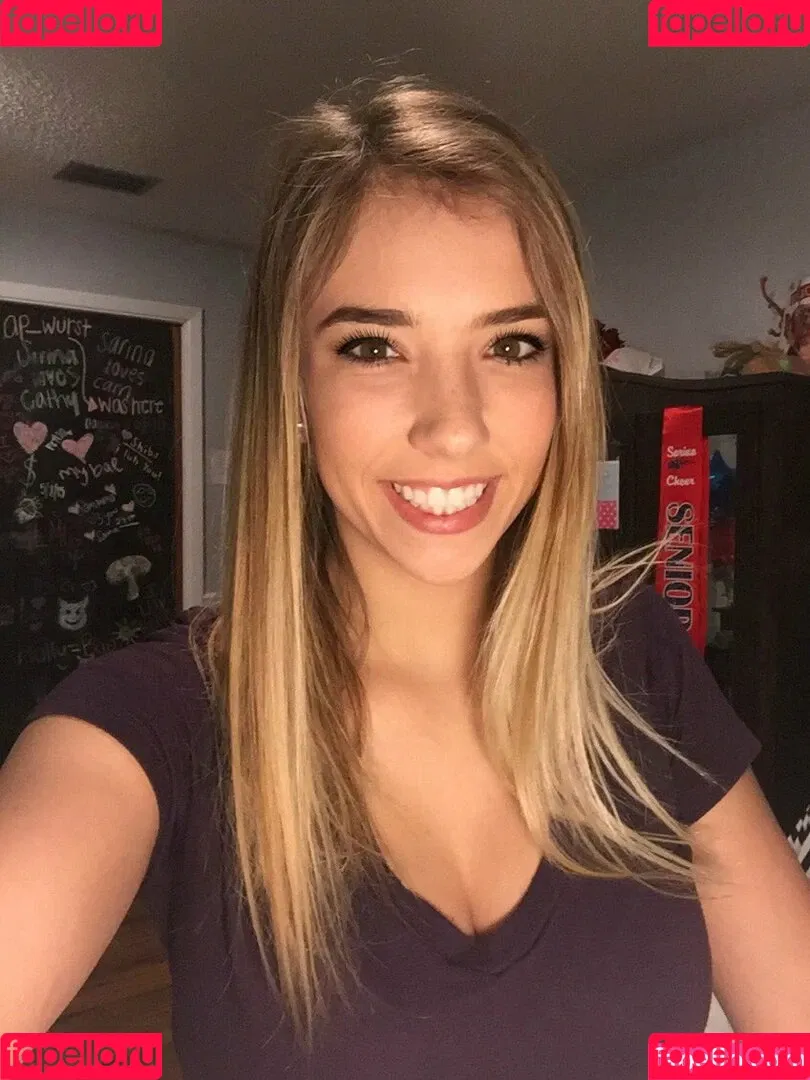 Sarina Hunt Onlyfans Photo Gallery 