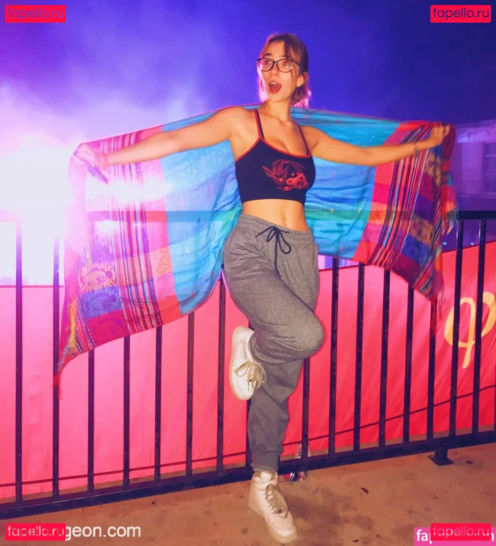 Sarina Hunt Onlyfans Photo Gallery 