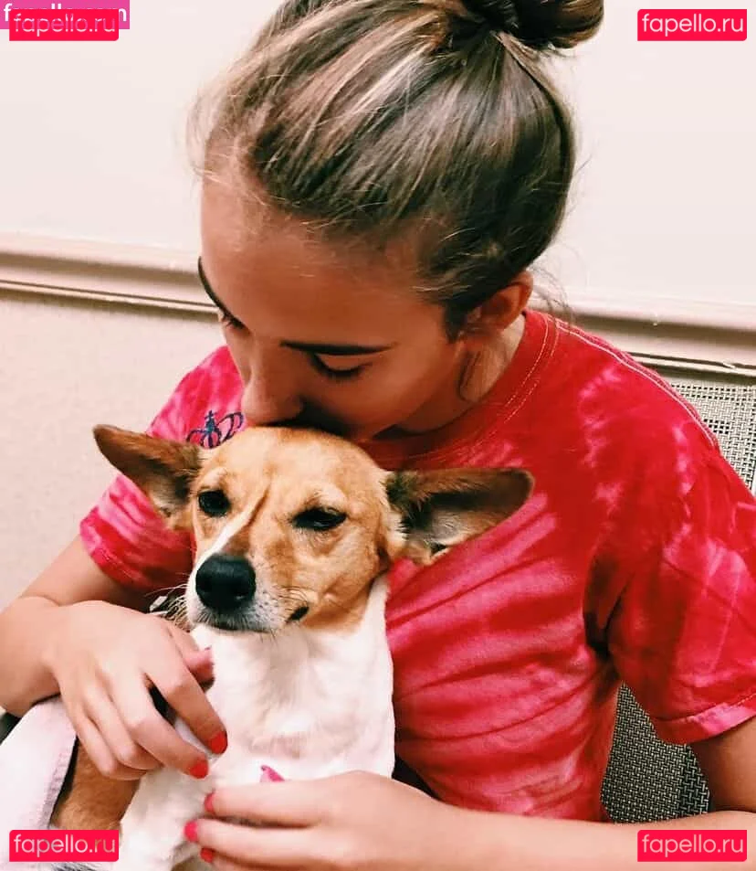 Sarina Hunt Onlyfans Photo Gallery 