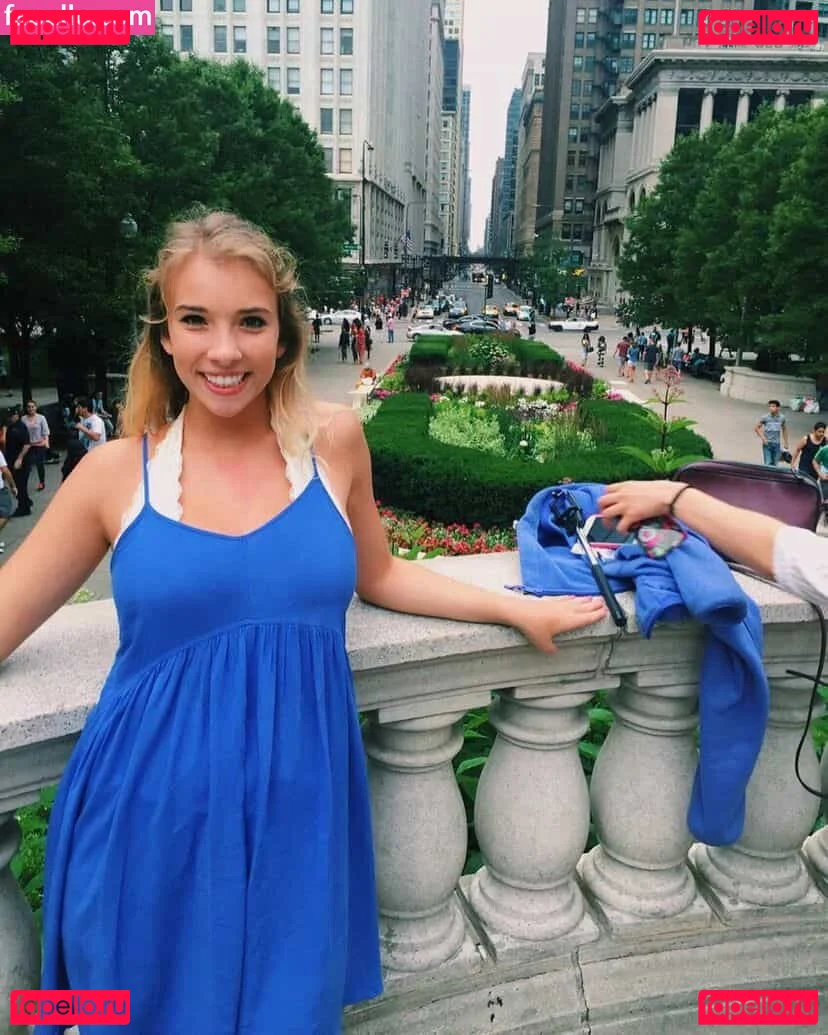 Sarina Hunt Onlyfans Photo Gallery 