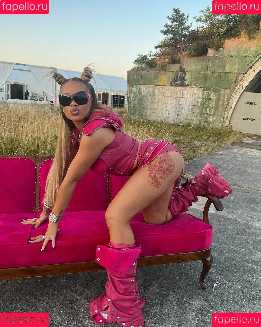 latto777 Onlyfans Photo Gallery 