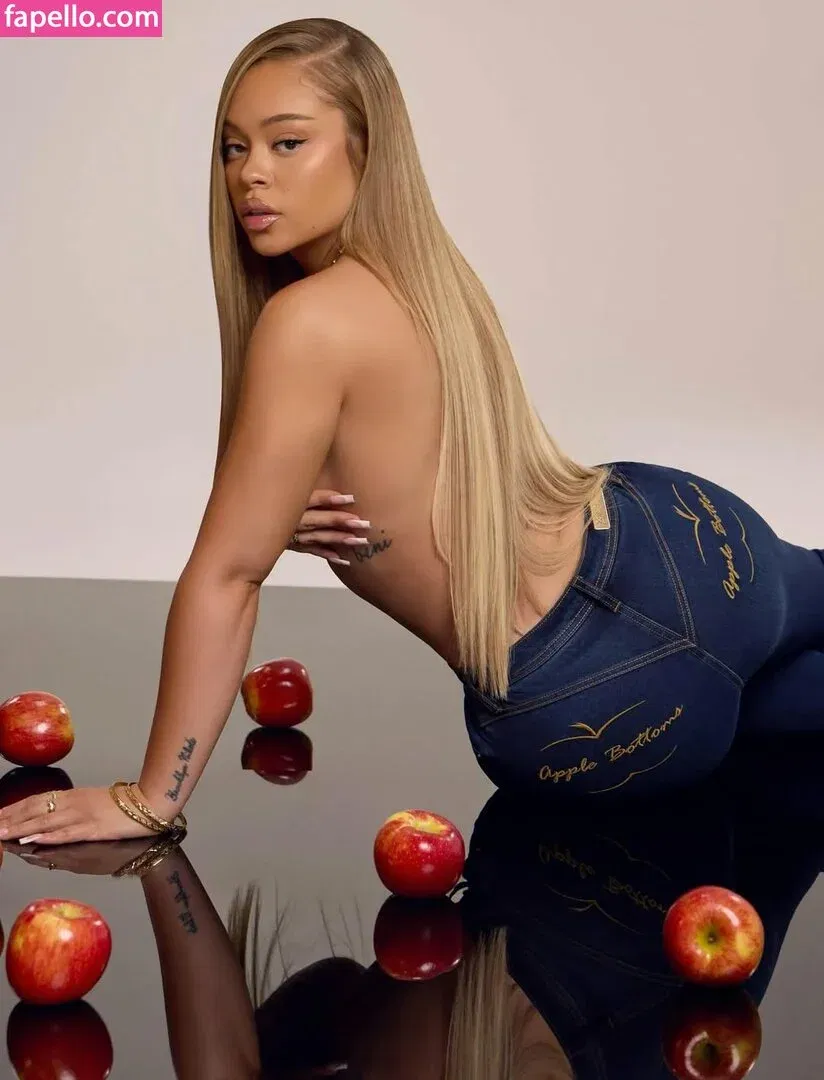 latto777 Onlyfans Photo Gallery 