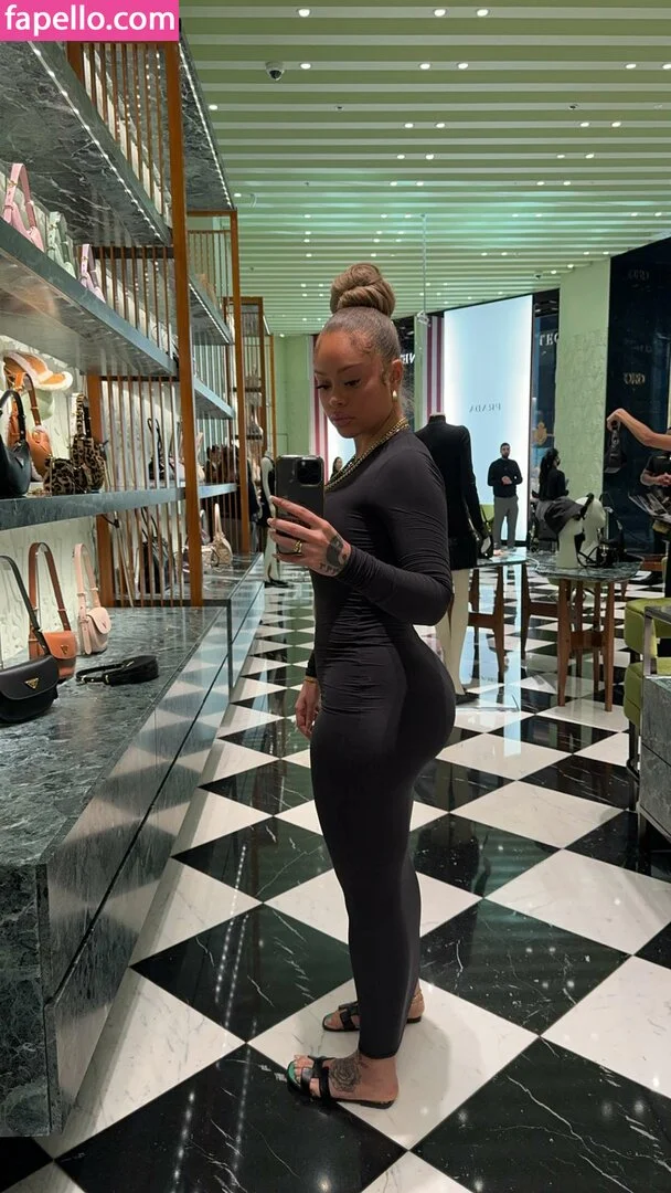 latto777 Onlyfans Photo Gallery 