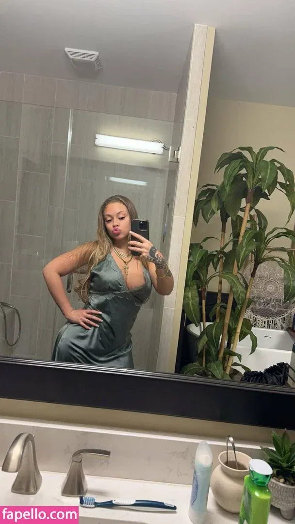 latto777 Onlyfans Photo Gallery 