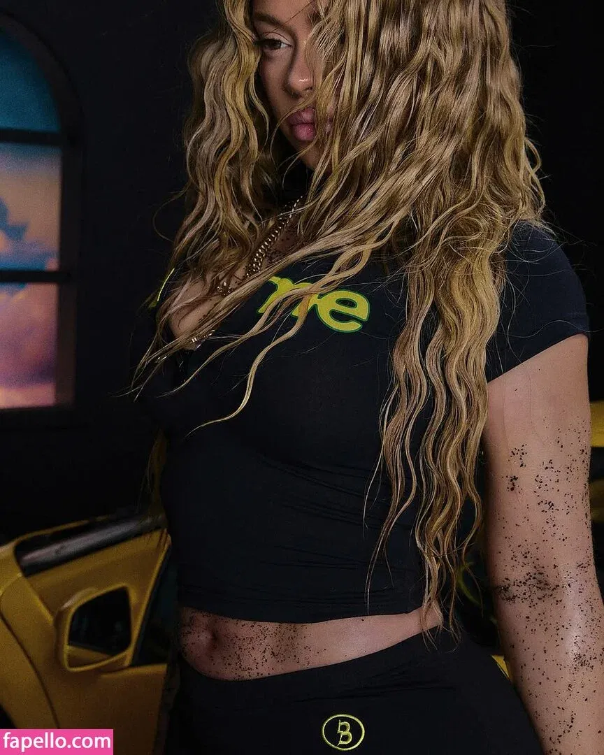 latto777 Onlyfans Photo Gallery 