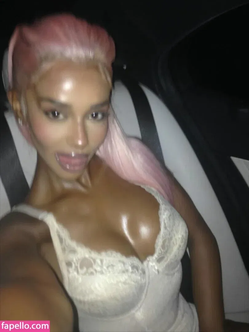 latto777 Onlyfans Photo Gallery 